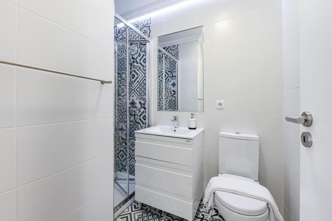 Vibrant Host Solutions - Heroismo'S Metro OOporto Extérieur photo